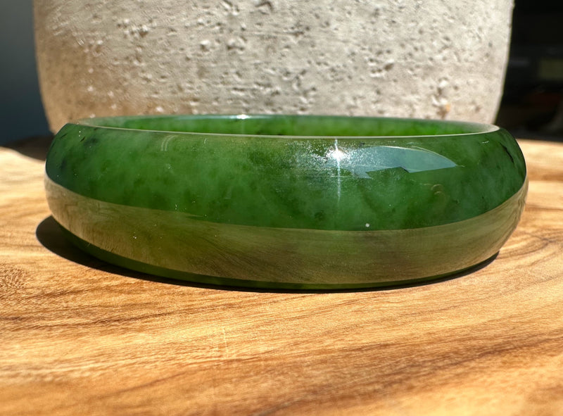 A Grade Canadian Nephrite Jade Bangle - 55.5 x 15.5mm