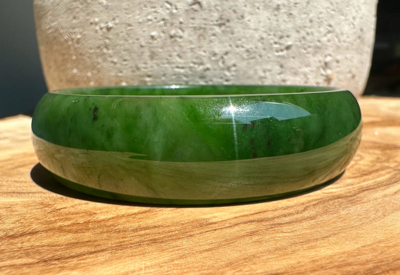 A Grade Canadian Nephrite Jade Bangle - 55.5 x 15.5mm