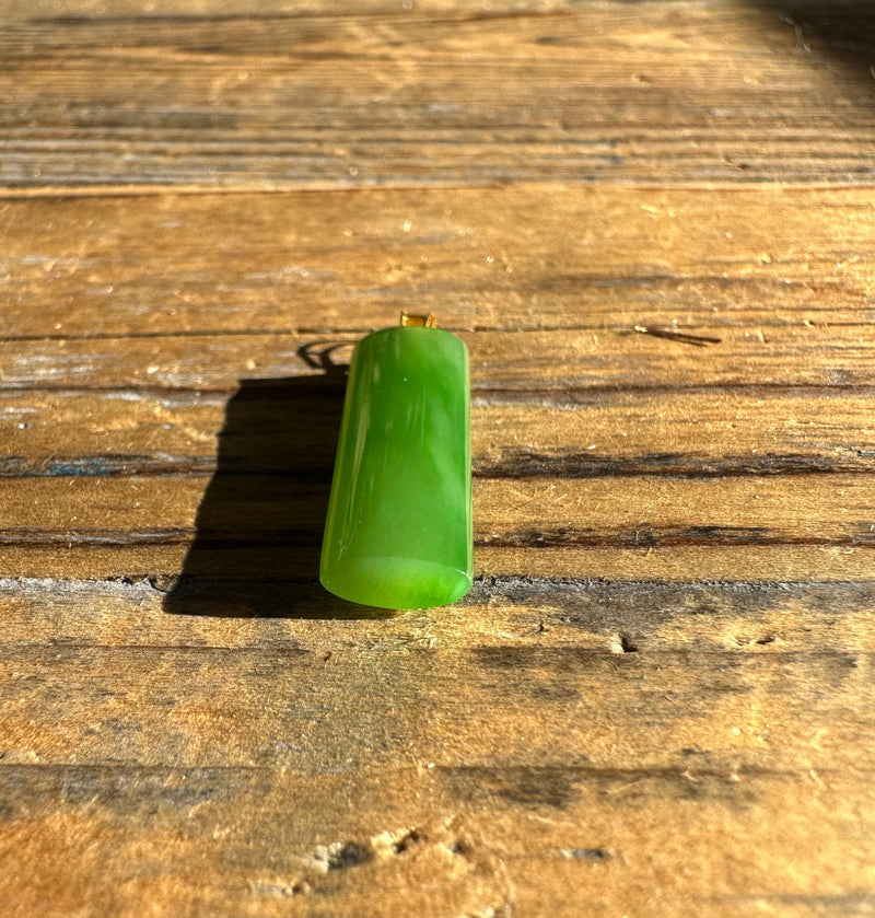 AA Siberian Jade 18k Pendant