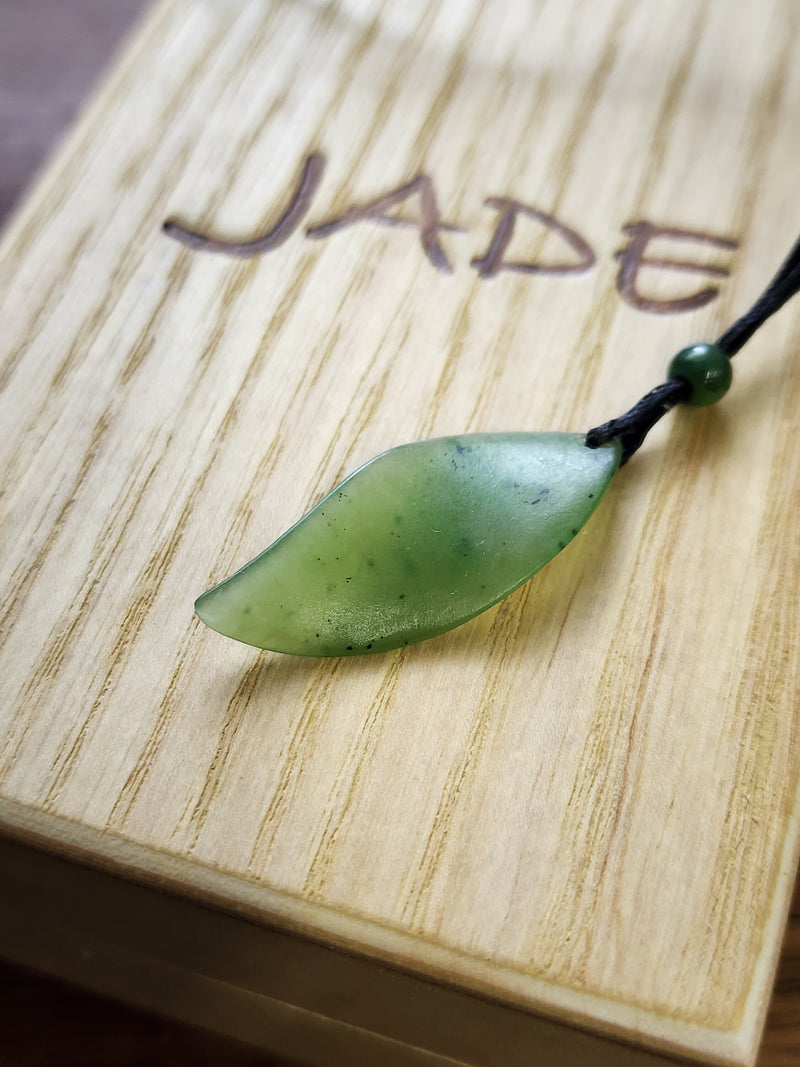 Jade Leaf, 1915