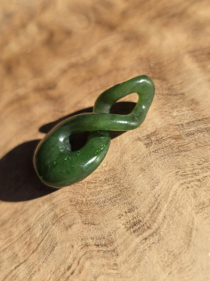 Canadian jade twist pendant