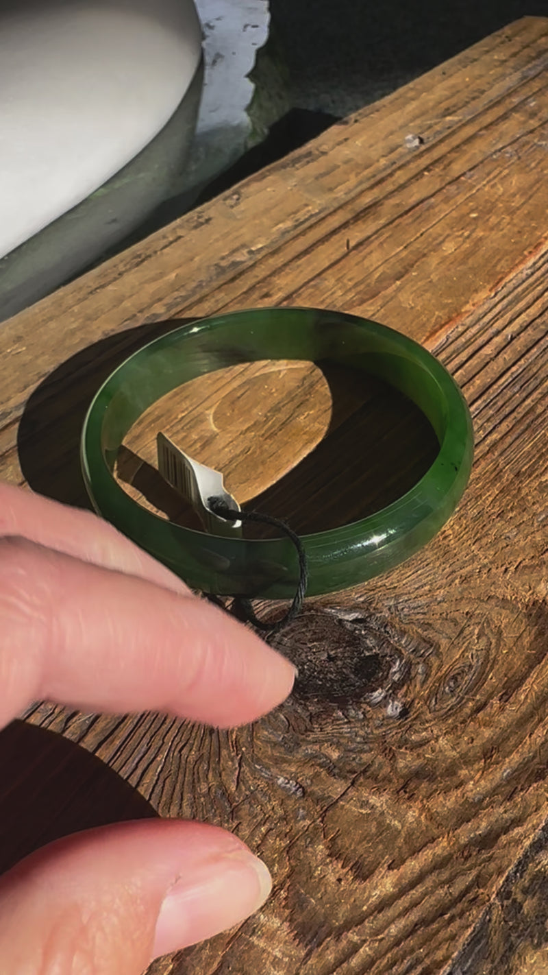 A Grade Ogden Jade Bangle, 60.5 x 12mm