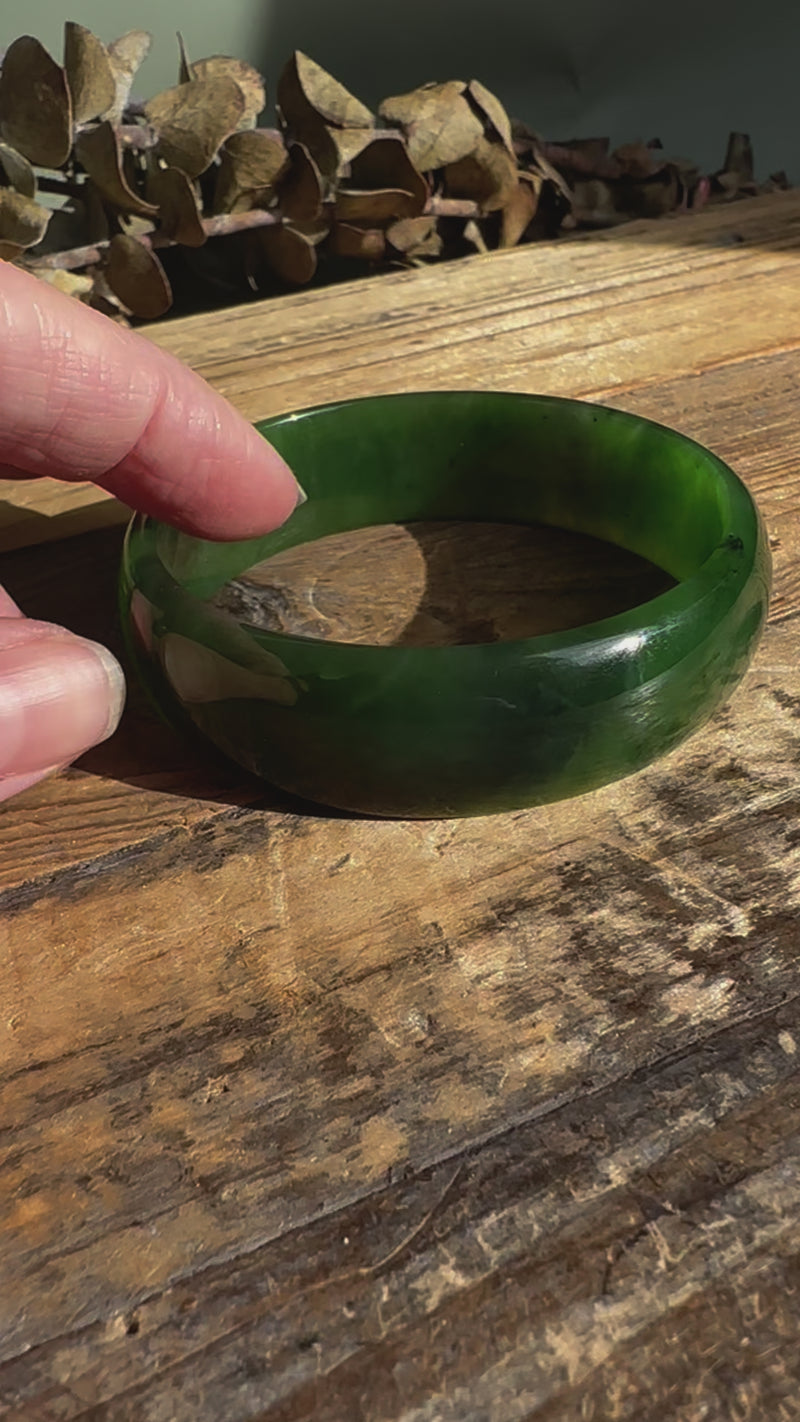 A Grade Canadian Nephrite Jade Bangle - 60.5 x 18mm