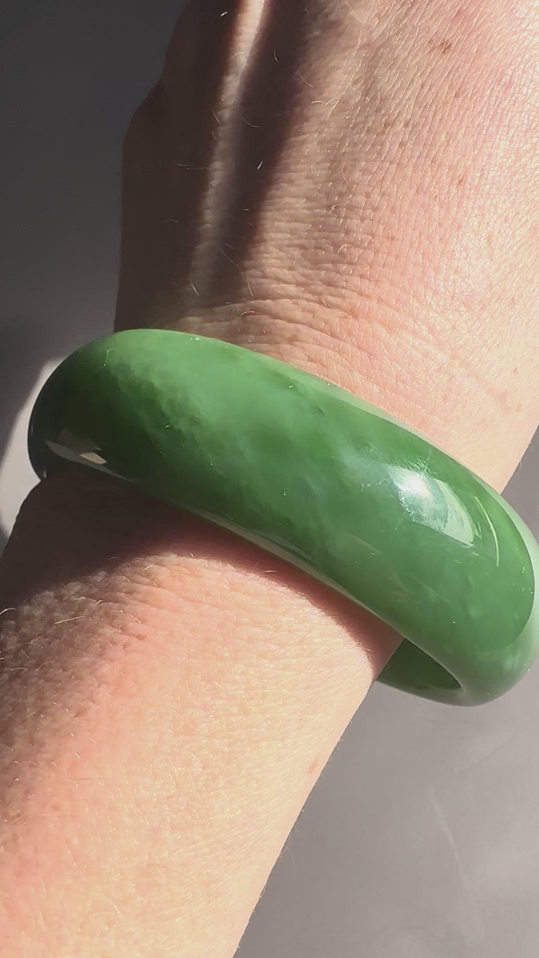 AA Grade Siberian Bangle, 60 x 19mm
