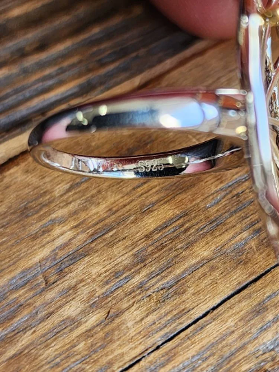 Close up of the ring inner band showing the S925 mark.