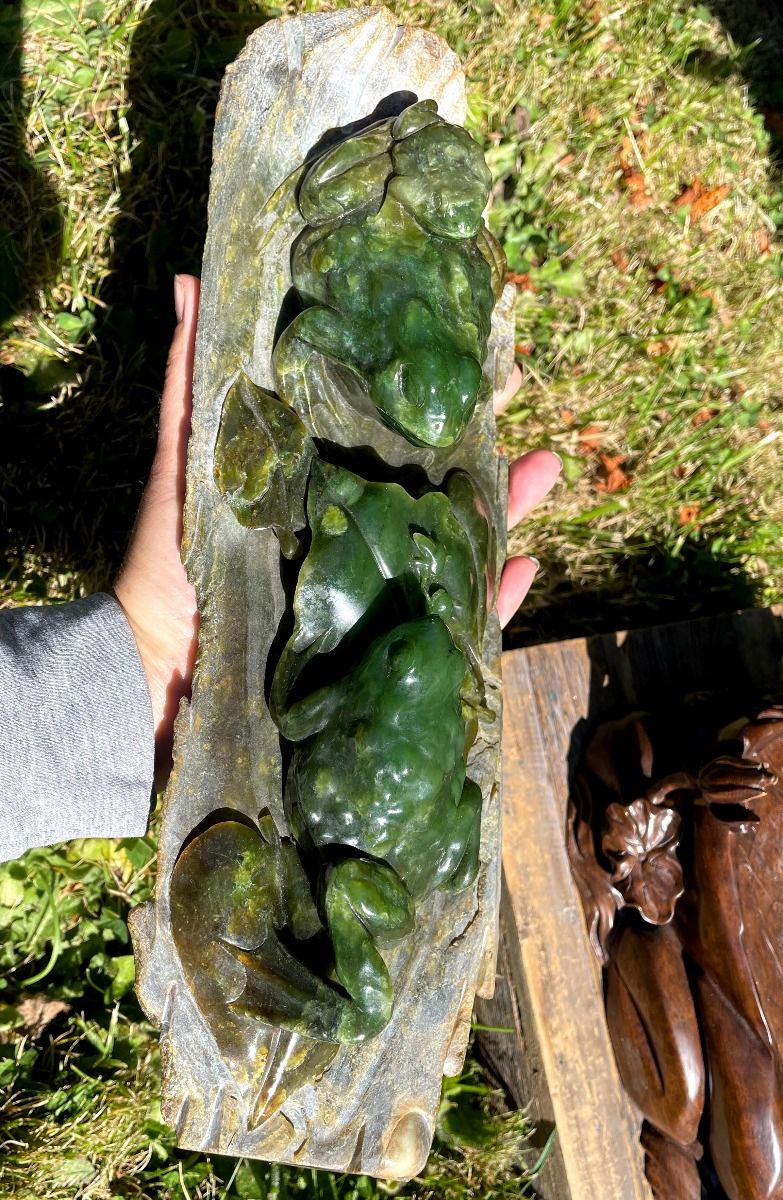 Jade Toad Sculpture - 12.5"*