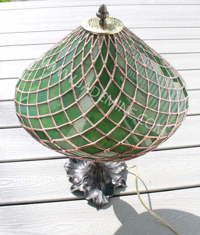 Nephrite Jade Lamp